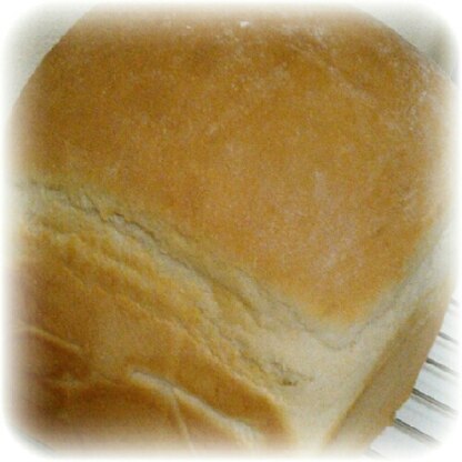 今晩は～♪
余熱で焼き上げるのはロールパンはしたことがあるのですが食パンは初です。とっても美味しかったです♡
ご馳走さま(*^^*)